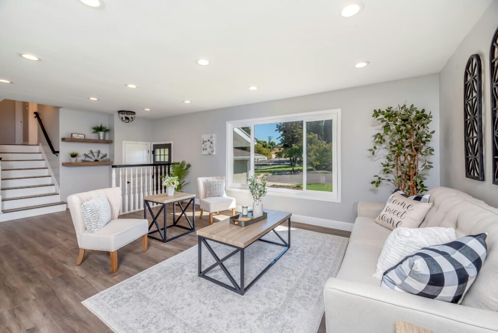 Key-elements-of-modern-home-decor : 3M Gadgets Modern Home Style